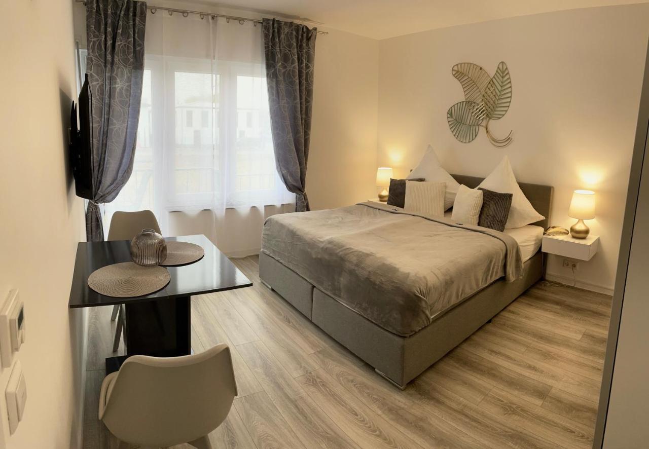 Prime Host Lovely Apartment Карлсруе Екстериор снимка