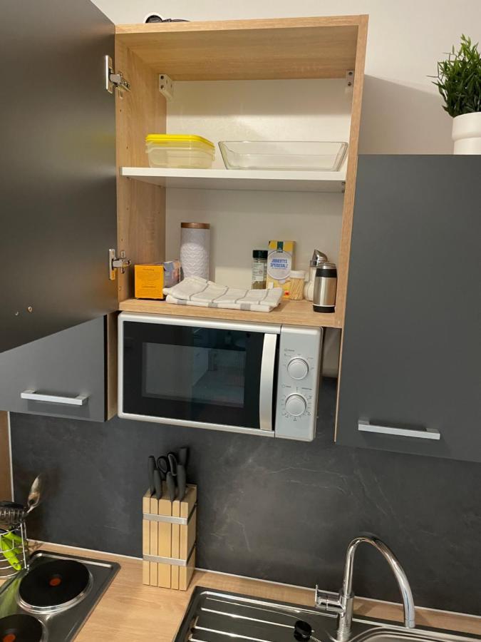 Prime Host Lovely Apartment Карлсруе Екстериор снимка